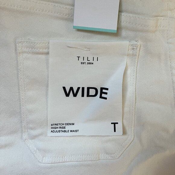 High Rise White Ripped Jeans - Picture 5 of 7